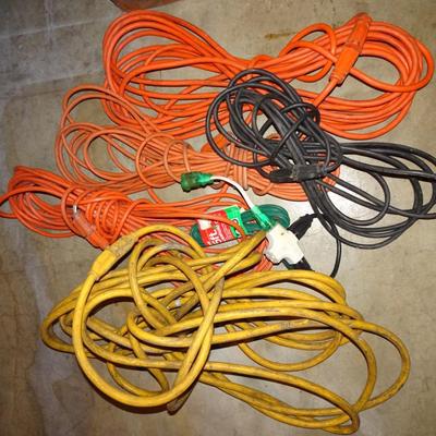 LOT 304. EXTENSION CORDS