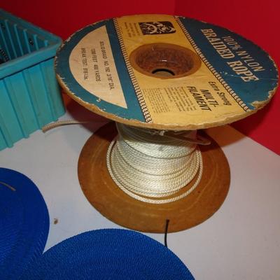 LOT 307 ROPE, NYLON STRAP