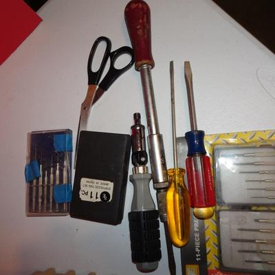 LOT 309 VARIETY OF TOOLS