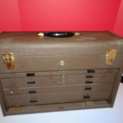 LOT 310. MACHINST TOOL BOX WITH TOOLS