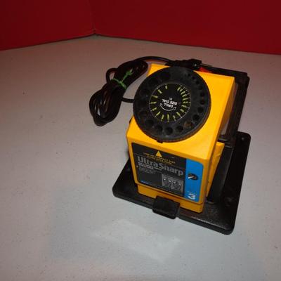 LOT 315. ULTRA SHARP DRILL BIT SHARPNER