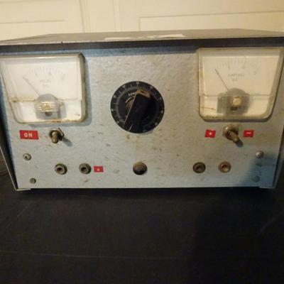 LOT 317 VINTAGE ELECTRONIC DEVICE