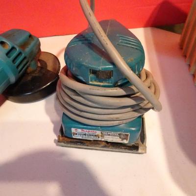 LOT 320. MAKITA SANDER AND DISC GRINDER