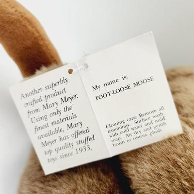 SO INCREDIBLY CUTE MARY MEYER "FOOT LOOSE MOOSE" STUFFIE
