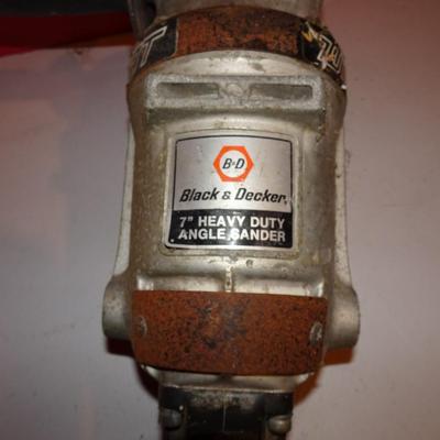 LOT 235. BLACK AND DECKER 7" HEAVY DUTY ANGLE SANDER