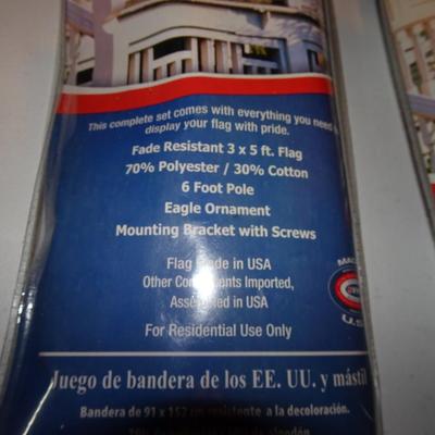 LOT 326. US FLAG KITS