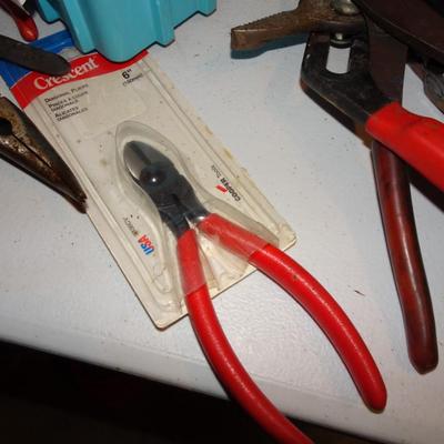 LOT 330. VARIETY OF TOOLS