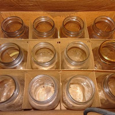 LOT 331.  KERR MASON JARS USED, NOLIDS, NEED CLEANING