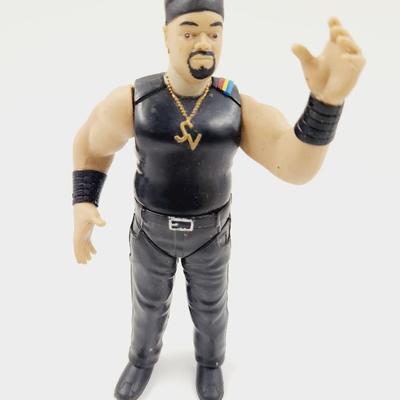 1997 JAKKS PACIFIC SAVIO VEGA WRESTLING FIGURE
