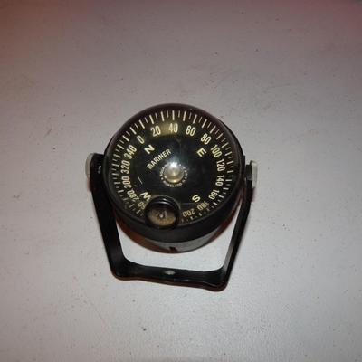 LOT 335. MARINER COMPASS