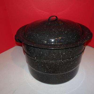 LOT 336. ENAMEL WARE POT CHIP ON LID