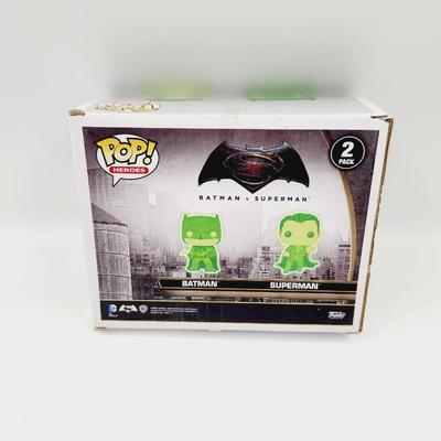 FUNKO POP HEROS GLOW IN THE DARK BATMAN VS SUPERMAN