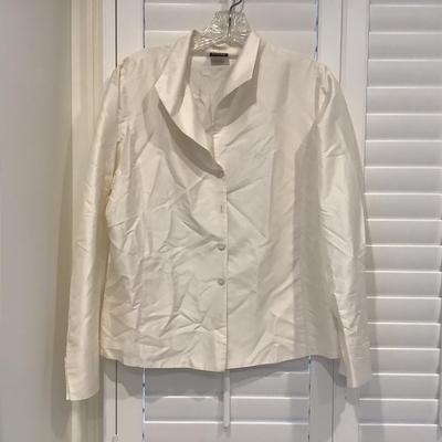 Lot. 8602. Ladies Casual Tops