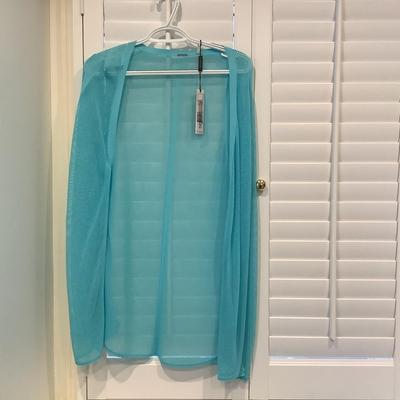 Lot. 8603  Three Ladies Tops ( 2 NEW WITH TAGS )