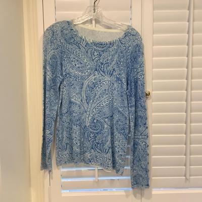 Lot. 8604  Lot of Ladies Tops / Cardigan