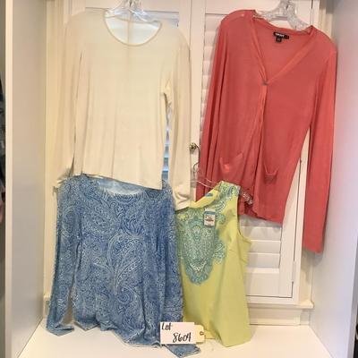 Lot. 8604  Lot of Ladies Tops / Cardigan