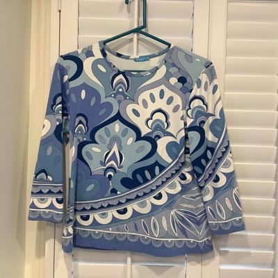Lot 8605. Lot of Ladies Tops ( J.McLaughlin & Melly M )