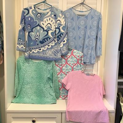 Lot 8605. Lot of Ladies Tops ( J.McLaughlin & Melly M )