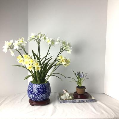 8382 Blue / White Pottery Vase with Faux Flowers
