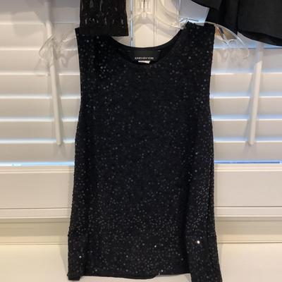 Lot 8610. Ladies Evening Wear