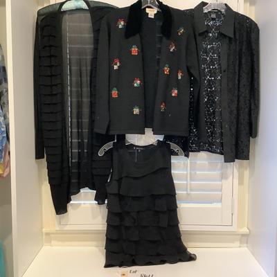 Lot 8611.Lot of Ladies Evening Wear