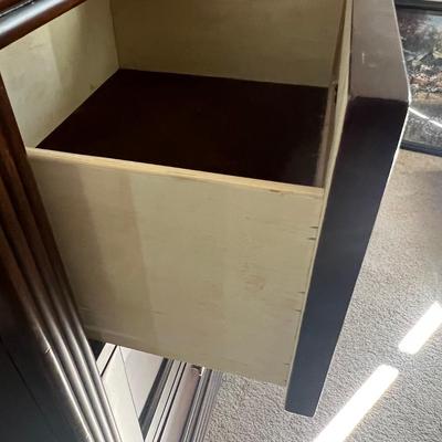 Classic Wood Dresser and Mirror (BR2-JM)