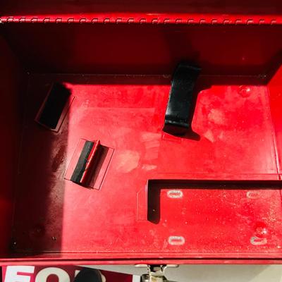 Milwaukee Tool Box (G-JM)