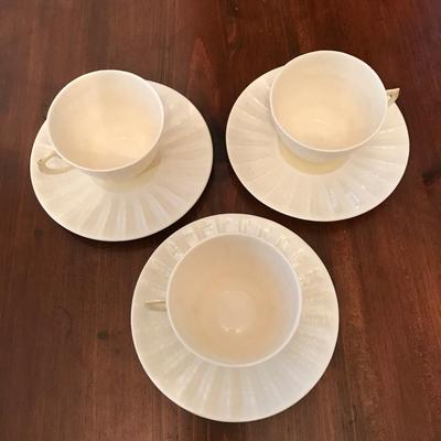 BELLEEK POTTERY Neptune, yellow