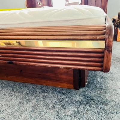 Wood King Size Bed-Frame   (BR3-JM)