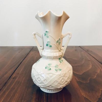 BELLEEK Vintage Set of 5 Set