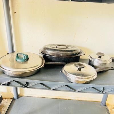 Lots of Pots  (G-JM)