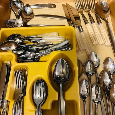 Silverware DR-JM)