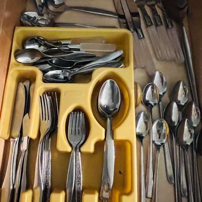 Silverware DR-JM)