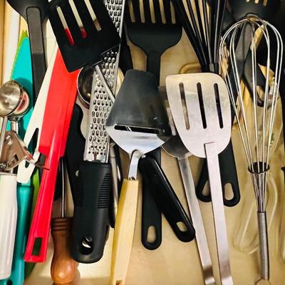 Cheese Graters. Spoons and Spatulas (DR-JM)