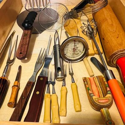 Cheese Graters. Spoons and Spatulas (DR-JM)