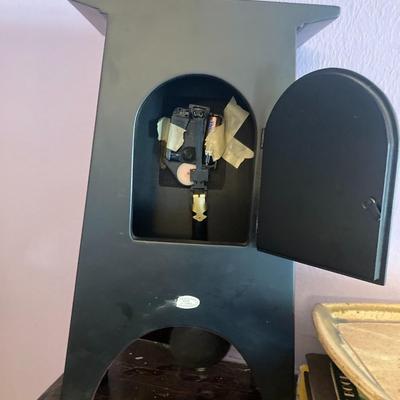 Chinese motif modern mantel clock