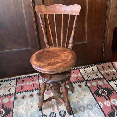 Antique piano chair