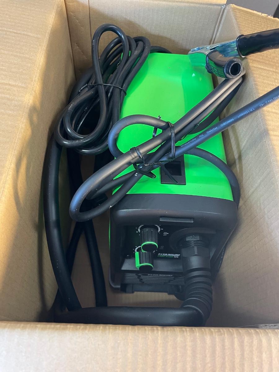 Lot 15 Titanium FLUX 125 Welder