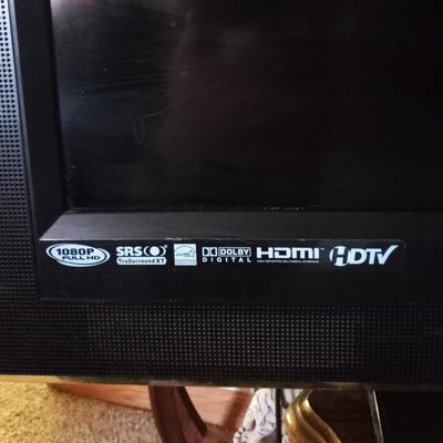 32" VIZIO FLATSCREEN WITH REMOTE