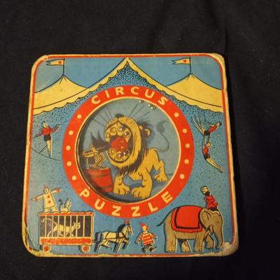 VINTAGE WINDUP TIN TRIKE-METAL CONE STAND-CIRCUS PUZZLE-CLOWN FIGURINE