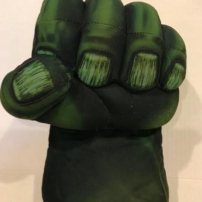 HULK Smash Hand (1)