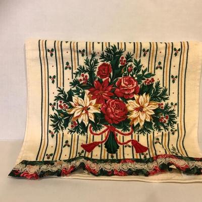 Pair of vintage Christmas kitchen tea towels