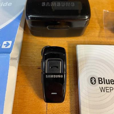 Lot 91. Samsung Bluetooth Mono Headset