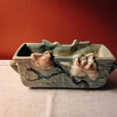 Roseville 1940â€™s Pottery Magnolia Window Box Planter 388