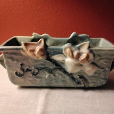 Roseville 1940â€™s Pottery Magnolia Window Box Planter 388
