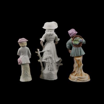 (5 pcs) Vintage Victorian Style Porcelain Figurines