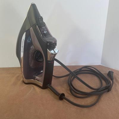 Lot 182. Rowenta Iron