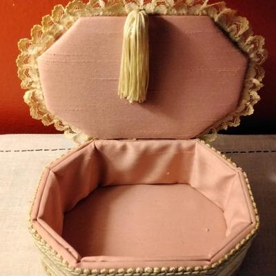 Vintage Victorian Style Jewelry box