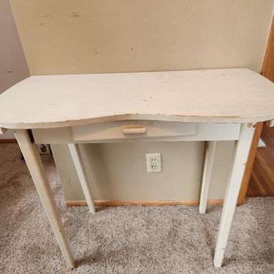 White desk and stool