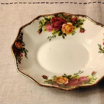 Royal Albert Country Roses China